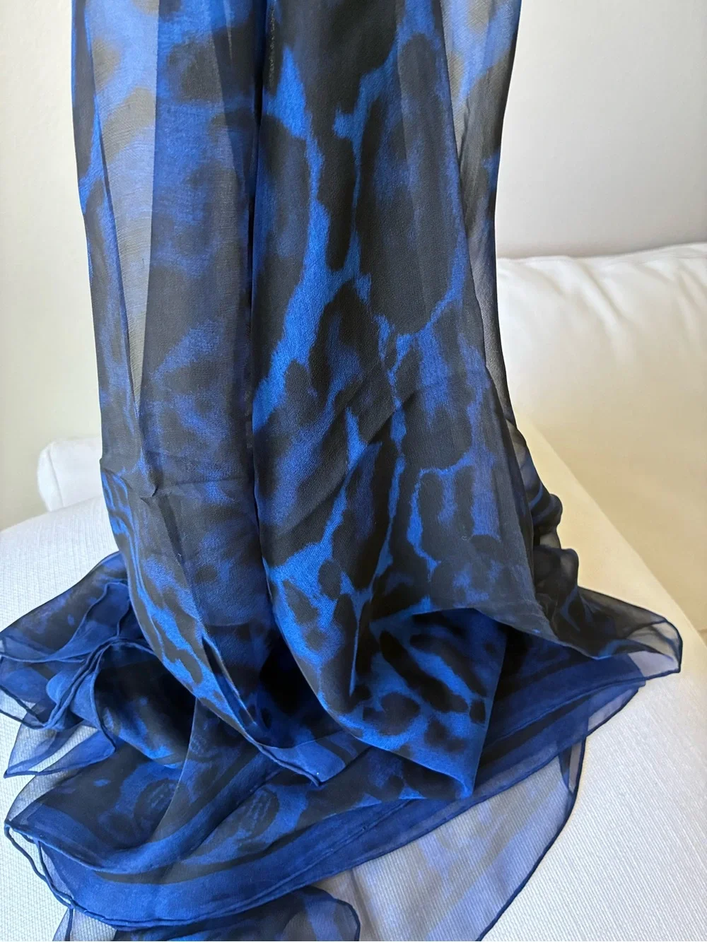 *NWT* Alexander McQueen 140*140cm 💙 Blue Skull Leopard Silk Scarf ✨
